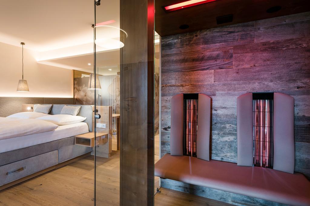 Genussdorf Gmachl - Hotel & Spa Бергхайм Экстерьер фото