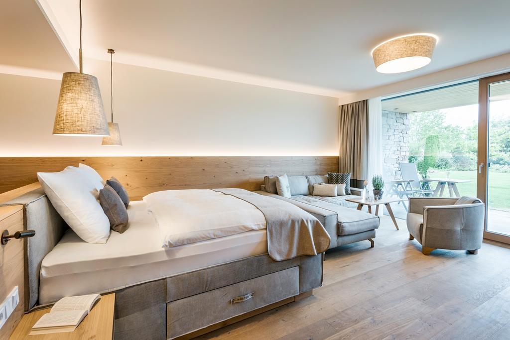 Genussdorf Gmachl - Hotel & Spa Бергхайм Экстерьер фото